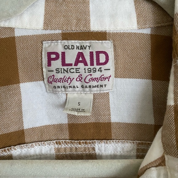 Old Navy Womens Size Small Button Down Size Small Plaid Tan White Neutral - Picture 3 of 10